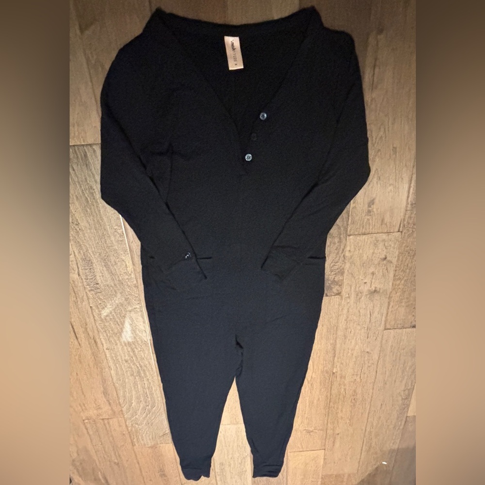 Smash & Tess Black Long Sleeve Romper - Picture 3 of 9
